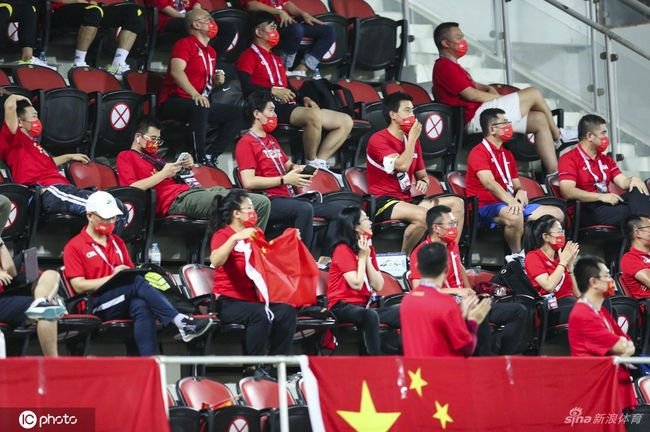 ”值得一提的是，在影片中出演男二号陈凯的是五条人乐队的仁科，一直对外界透露有电影兴趣的仁科，将自己的大银幕首秀献给了新导演的小成本处女作